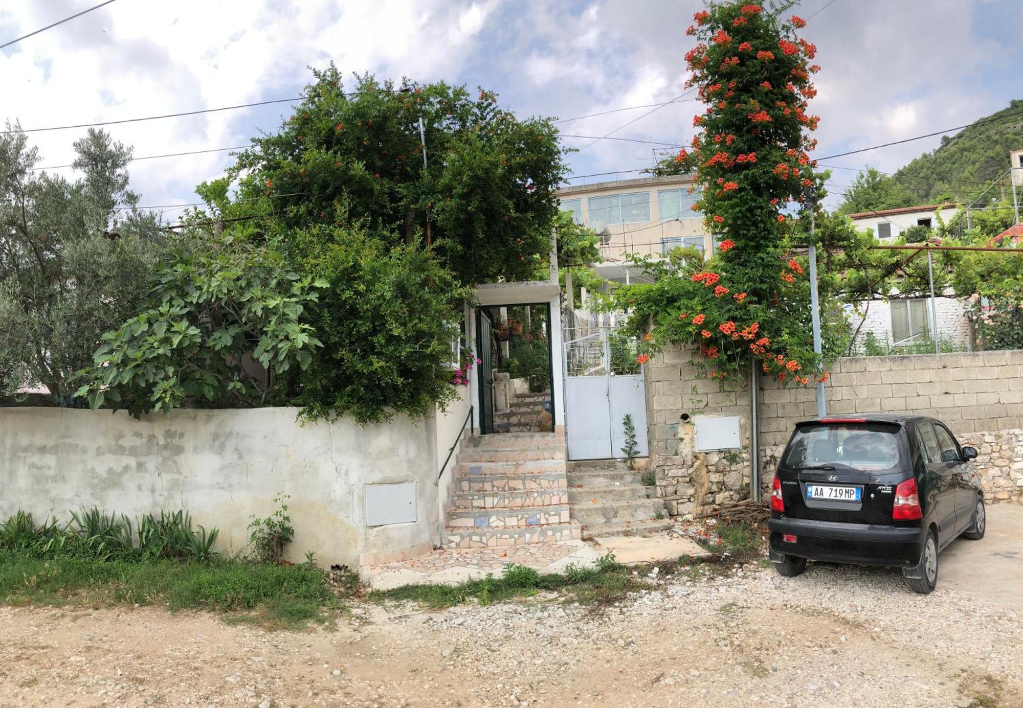 Lili'S House Villa Delvine Екстериор снимка