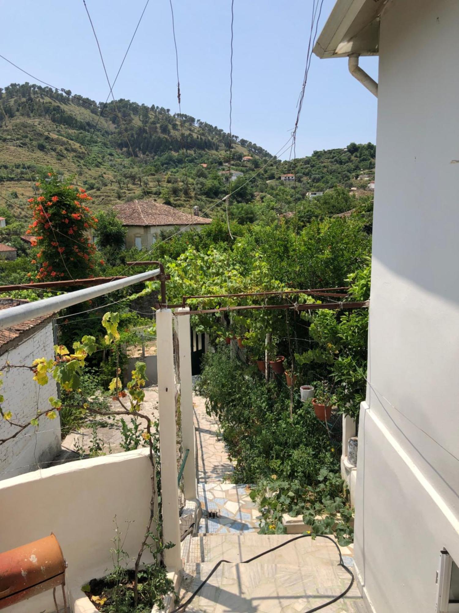 Lili'S House Villa Delvine Екстериор снимка