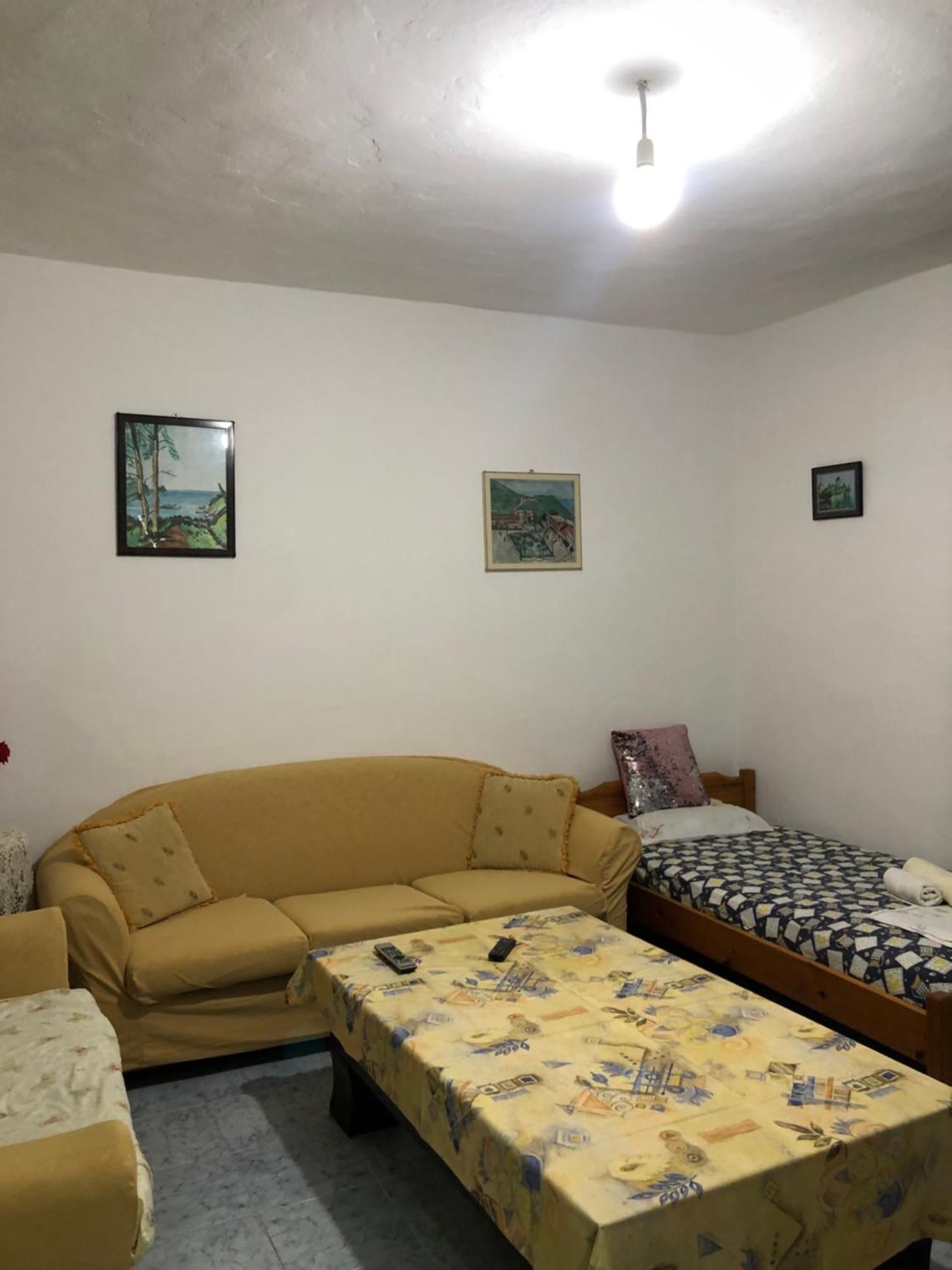 Lili'S House Villa Delvine Екстериор снимка